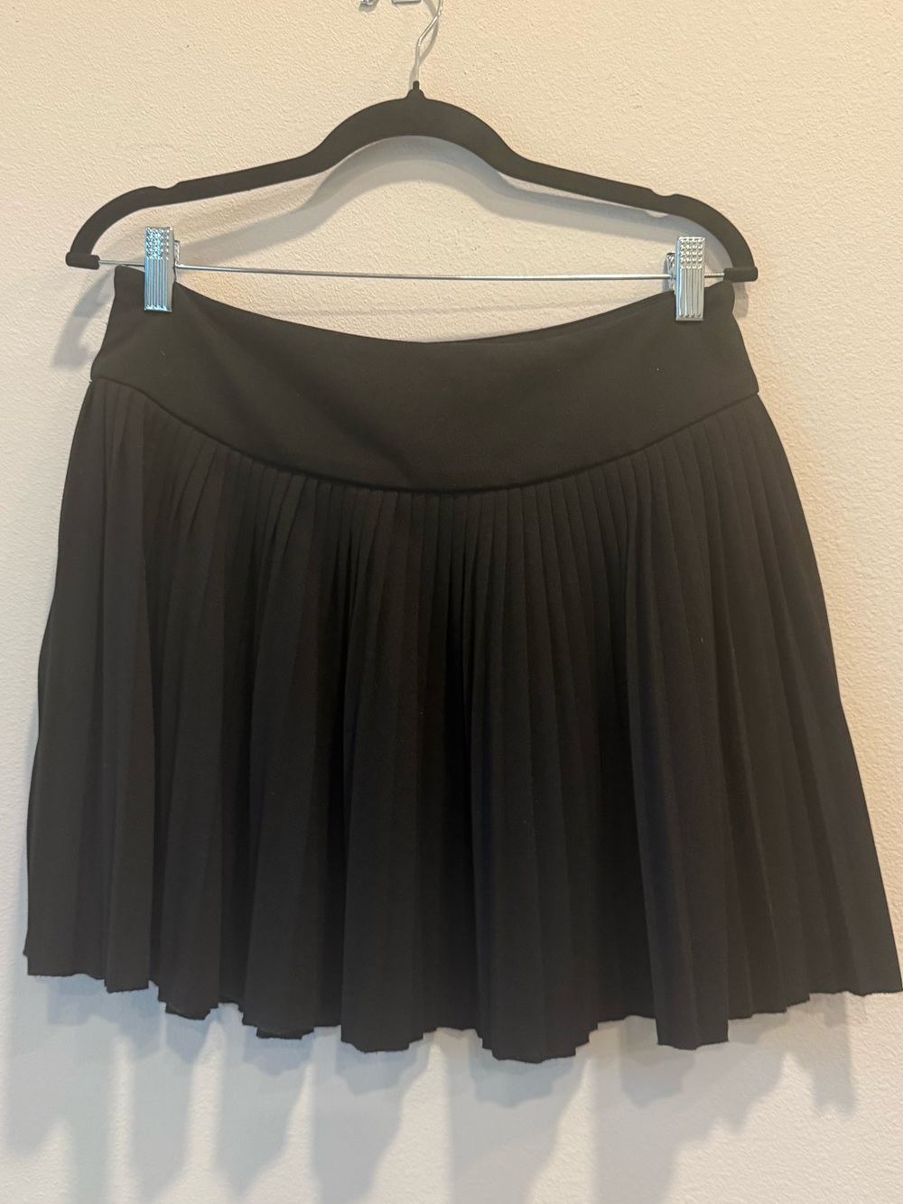 SHEIN NWOT Black Pleated Mini Skirt